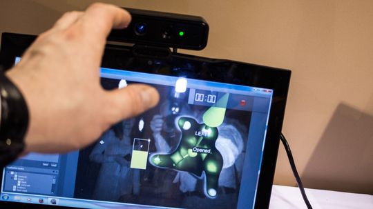 Kameraet fra SoftKinetic klarte fint å gjenkjenne hvilken hånd du holdt foran det, om de var åpne eller lukket, samt hver individuelle finger.
