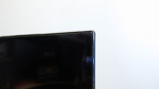 Rammene rundt den nye OLED-TV-en er ekstremt tynne.