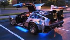 Den modifiserte utgaven av DeLorean DMC-12 som ble brukt i filmen.