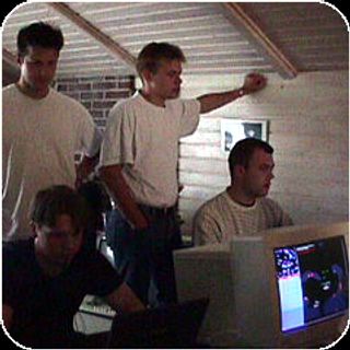 Det eneste gjenlevende bildet fra Xpilot Summercamp i Danmark i 1999.