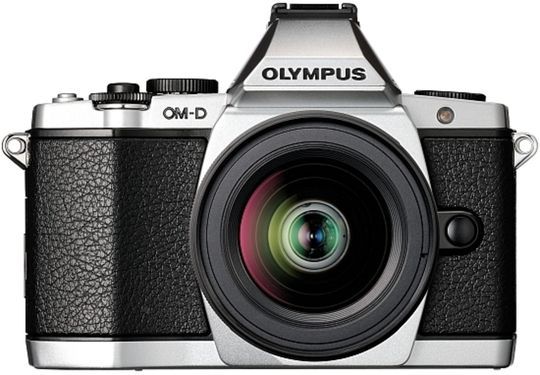 E-M5.