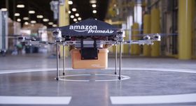 Slik ser de kommende leveringsdronene til Amazon ut.