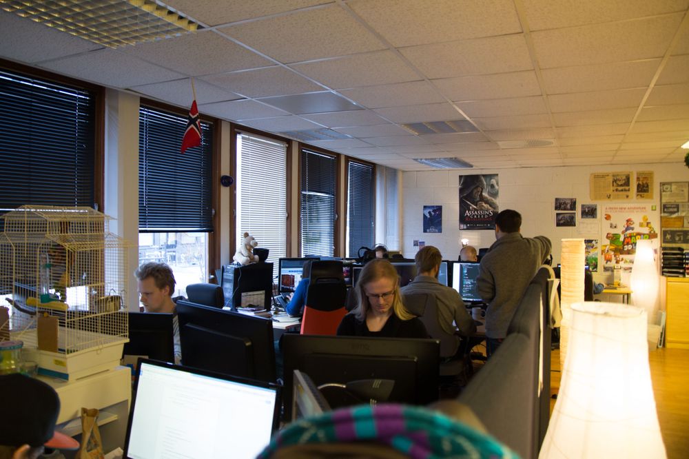 Krillbite Studios jobber tett på hverandre.