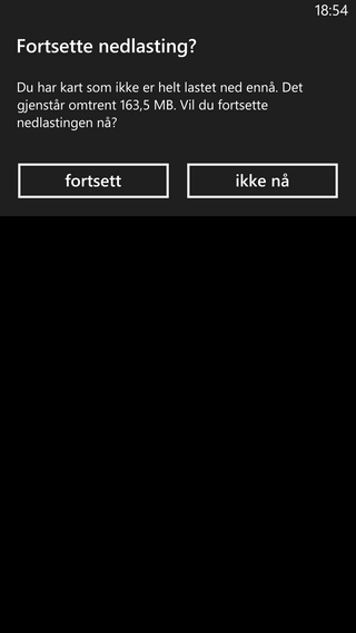 Windows Phone liker ikke å gjøre mange ting samtidig. Går du lei av å vente på en stor nedlasting, må du fortsette å vente når du kommer tilbake til appen.