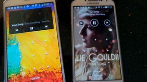 Hva skjer når musikken du starter på en telefon, med ett spilles av på en helt annen?