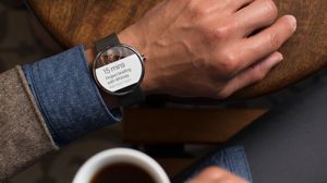 Motorola Moto 360.