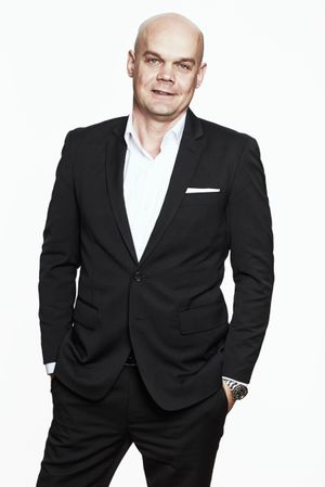 Eniro Norge-sjef Pierre Mårtensson tror stadig flere av produktsøkene vi skje på mobil og nettbrett.