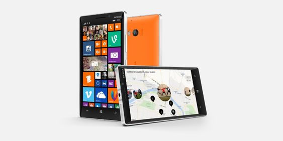 Lumia 930 er flaggskipmodellen. Den er like kraftig som Lumia 1520, men skjermstørrelsen er redusert fra 6 til 5 tommer.