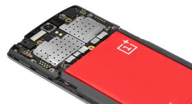 OnePlus har bare eksistert i rundt et halvår - likevel skryter de av at innmaten er spesielt utviklet for OnePlus One. Her har det altså gått ganske fort.