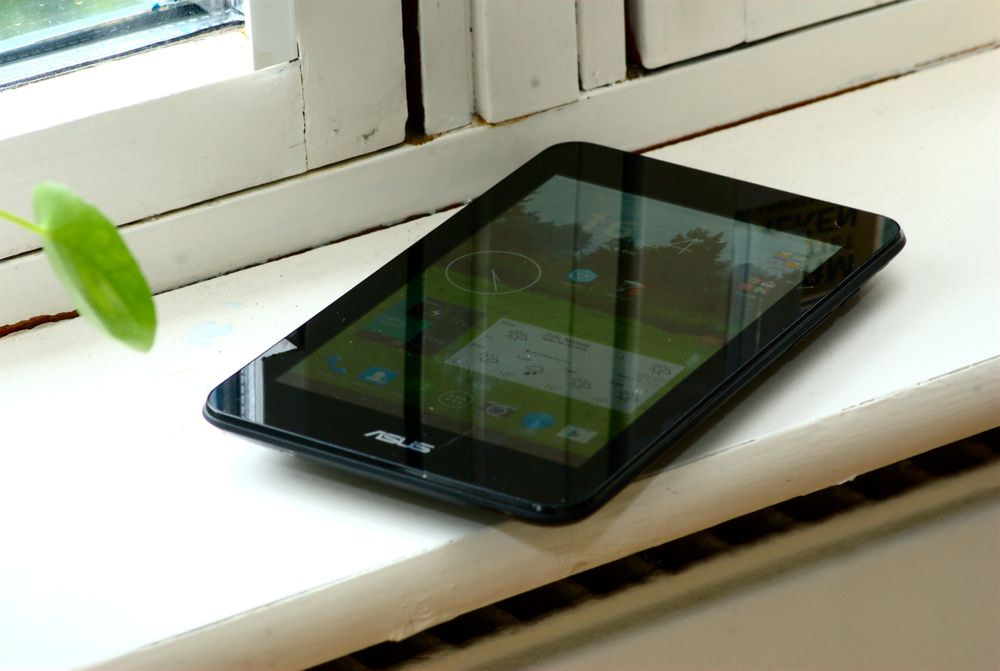 Nettbrettet ligner mobilen forfra.