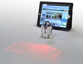 Slik ser den lille roboten ut i bruk med en iPad.