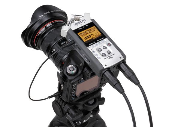 Zoon Handy Recorder H4n.