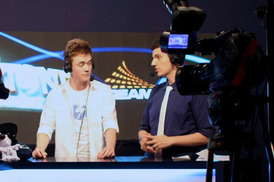 Reynad intervjues etter en seier i årets DreamHack Summer.