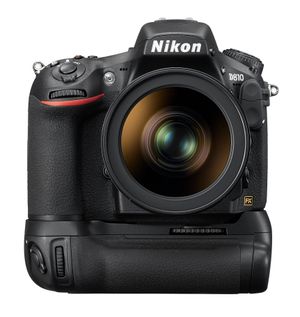 D810 med påmontert vertikalgrep.
