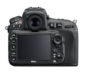 D810 har gummiert grep hele veien.