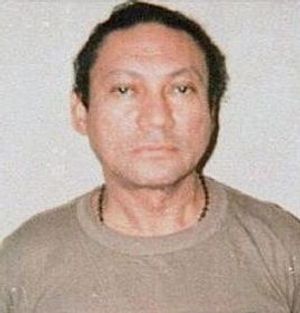 «Mugshot» av Manuel Noriega fra 1990.