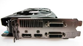 Asus GeForce GTX 780 Strix OC byr på to DVI-utganger, samt DisplayPort og HDMI.