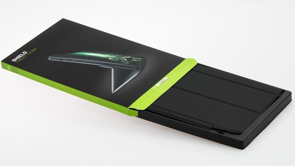 Det er ikke noe dilldall i esken til Shield Tablet Cover – kun selve omslaget.