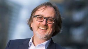 TomGuldberg01_a.300x169.jpg