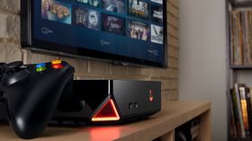 En rekke produsenter har laget Steam Machine-enheter. Dette er Alienware-utgaven, som ble sluppet forrige måned.
