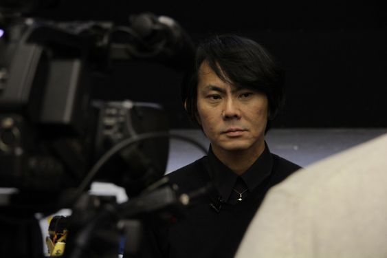 Hiroshi Ishiguro reiser mye rundt i verden – her er han i Russland i 2011.