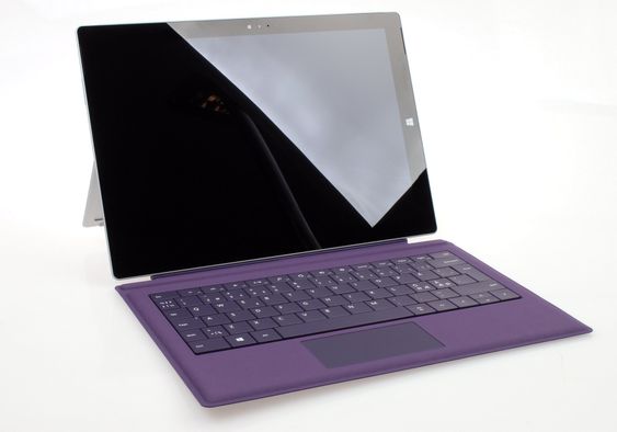 Surface Pro 3 kan du få med forskjellig innmat og forskjellig farge på tastaturdekselet.