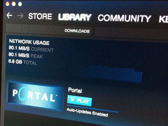 Å utnytte gigabit for en enkelt bruker er ikke lett, men kan ha noe for seg når man for eksempel laster ned spill. Her laster Kent ned med over 80 MB per sekund - rundt 640 megabit.