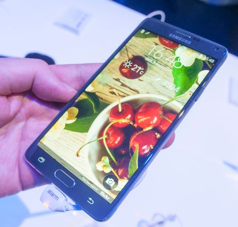 Den flotte skjermen er ett av mange høydepunkt ved Galaxy Note 4. .