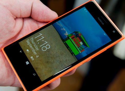 En god AMOLED-skjerm og avrundet skjermglass bidrar til kvalitetsfølelsen.