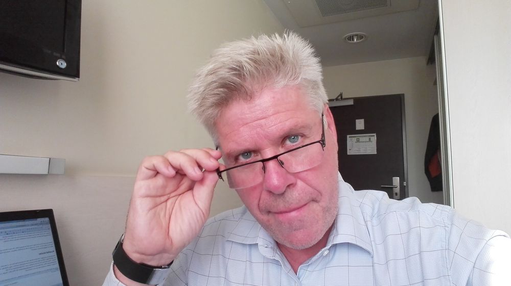 Selfie tatt med 5 megapikselkameraet på Huawei Ascend Mate.