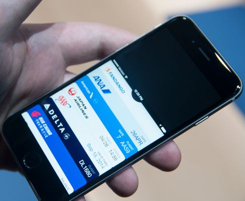 En av tilpasningene i iOS 8 lar deg senke innholdet på skjermen noen centimeter, slik at det blir enklere å nå.