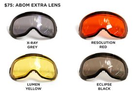 Disse fire glassene kan du velge mellom og bytte ut etter ønske. GRÅ (X-Ray Grey): Standard brilleglass, svak lysskjerming. GUL (Lumen Yellow): For bruk i mørket og i røft vær. RØD (Resolution Red): For å styrke synet på overskyede og tåkete dager. SVART (Eclipse Black): For dager med ekstra sterkt sollys.