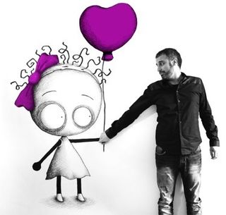 Massimo Guarini sammen med «Baby» fra Murasaki Baby.