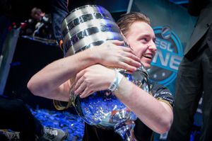 Svenske Get_Right var med å lede Ninjas In Pyjamas til seier i årets dramatiske ESL One-finale i CS:Go i Köln. Vi skal spille med han.