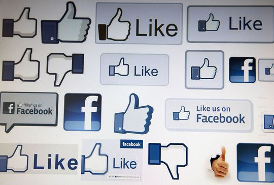 SUKSESS: «Liker»-knappen har blitt en stor suksess for Facebook. Her i mange forskjellige varianter.
