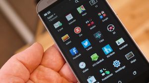 HTC One M8 får nye Android innen 90 dager.