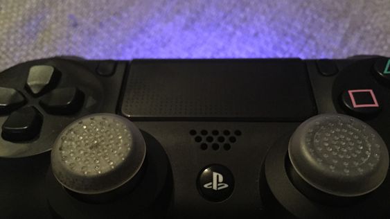 «Joystick Thumbstick Caps for Sony PlayStation 4 PS4 Controller».