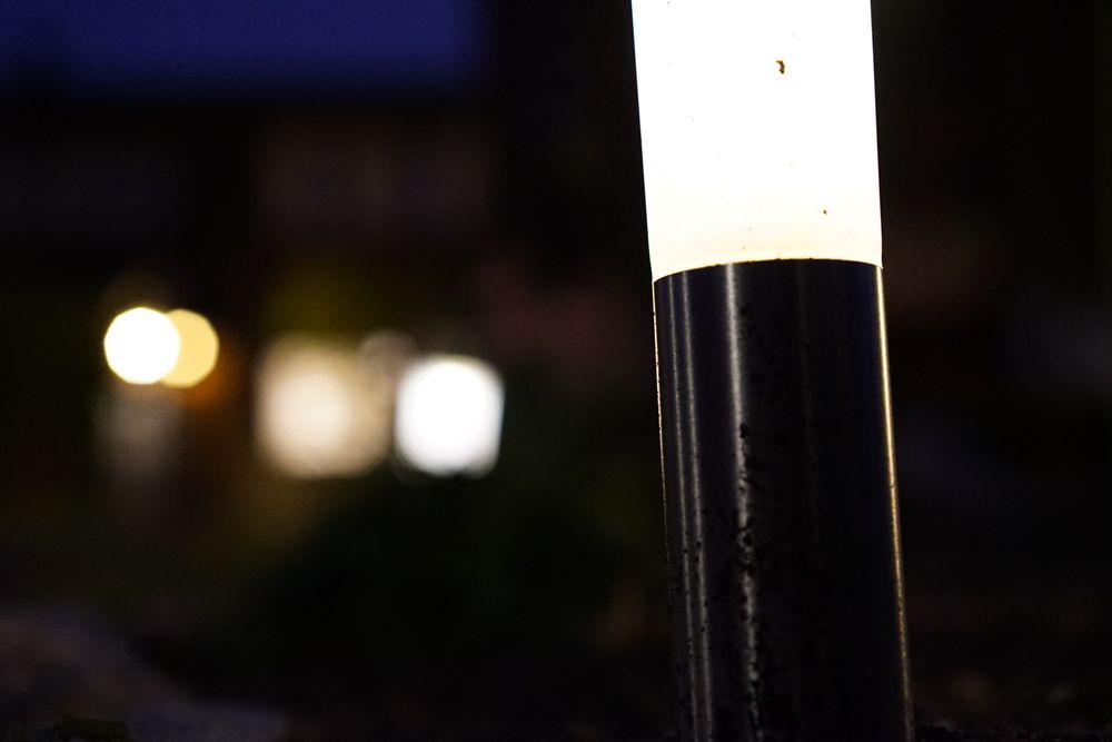 f/3.2, 1/60, 12 800 ISO.
