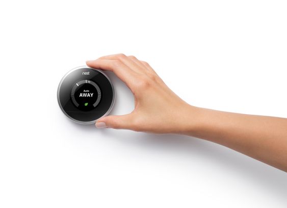 Den smarte termostaten fra Nest er selvlærende, og skal kunne spare store mengder energi.