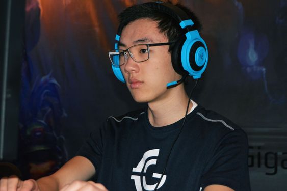 Thomas «meisyellow» Huang.