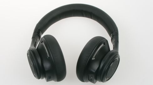 Plantronics BackBeat PRO.