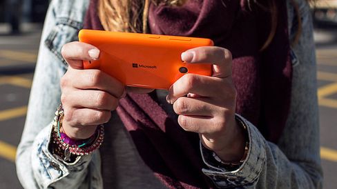 Med Lumia 535 har Microsoft skrotet Nokia-logoen på sine smarttelefoner.