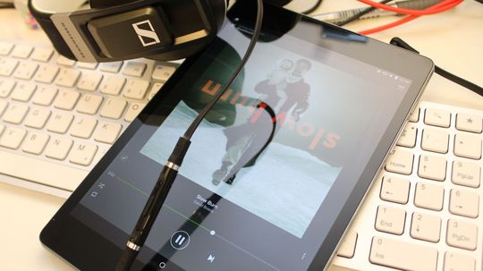 Ikke noe nettbrett leverer bedre musikkopplevelse enn HTC Nexus 9. .