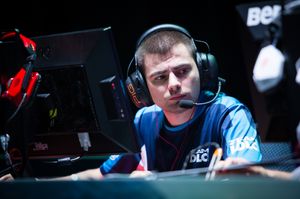 Hovik «KQLY» Tovmassian er blant verdens beste spillere.