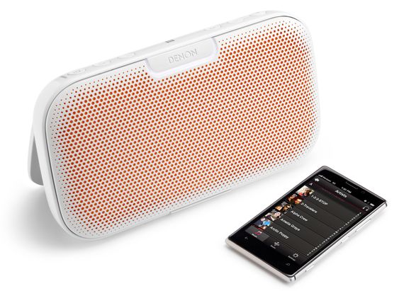 Denon Envaya og mobiltelefon.