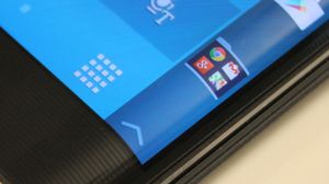 Snarveier på sideskjermen, som her på Note Edge, kan bli vanligere i fremtidige Samsung-produkter.
