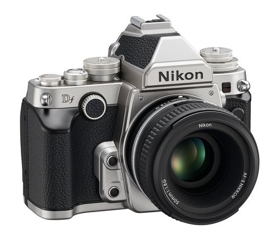 Nikon Df med 50mm f/1.8G.