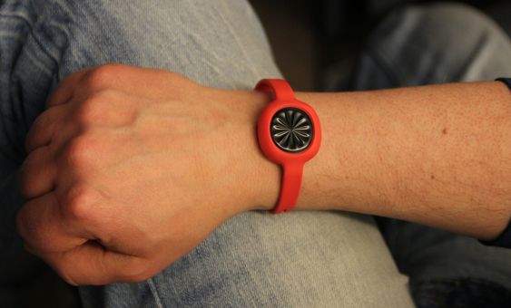 Fashion statement: Jawbone UP Move rundt håndleddet.