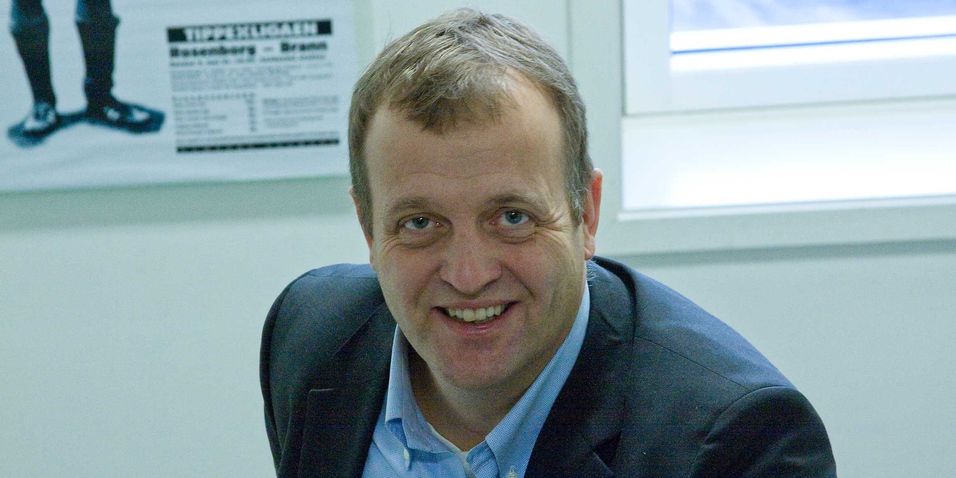 Telenor Norges Arne Q. Christensen vurderer nå å ta i bruk utstyr som gjør utskiftningen av tradisjonell POTS-fasttelefoni over kobbernettet usynlig for sluttbrukerne.