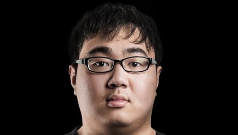 YU XIAOWEIXIAO XIAN.